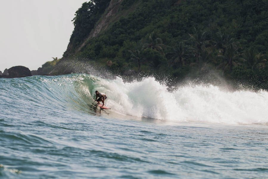 Surfing Lombok